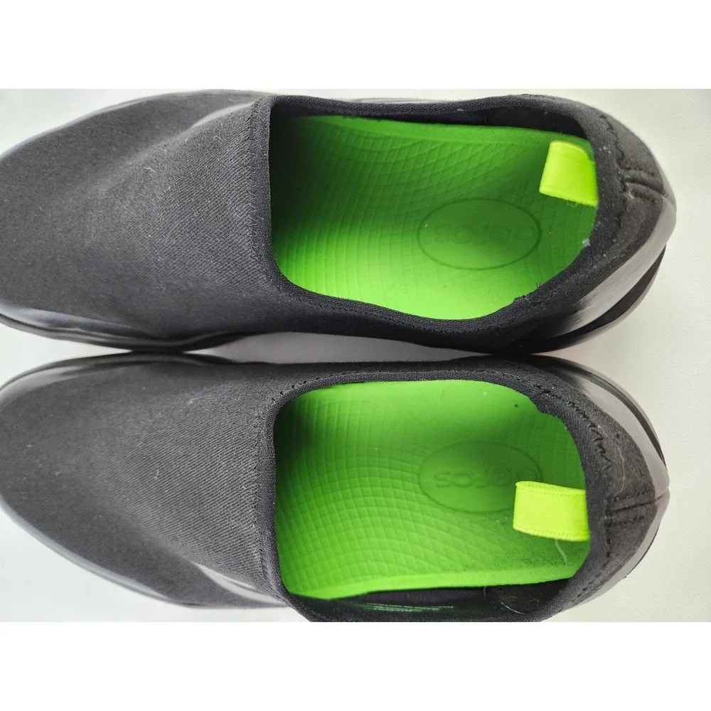 Oofos OOmg eeZee Walking Shoes Mens Sz 11‎ Low Recovery Slip on Loafer Sneaker